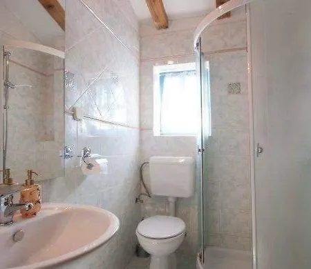 Holiday home In Radici Mit Privatem Pool